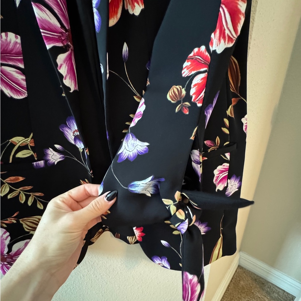 Express Multicolor Floral Jacket - Picture 4 of 4